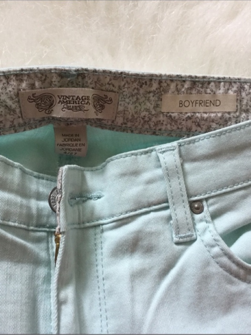 Vintage American Boyfriend Jeans - Picture 2 of 8